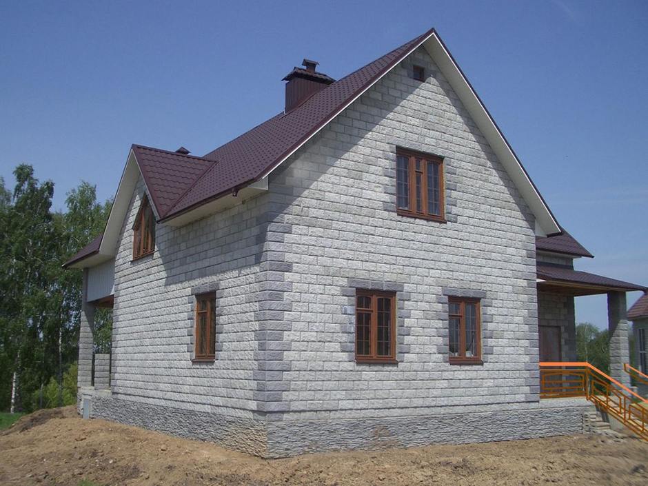 Дачные дома из пеноблоков: строим дом за лето